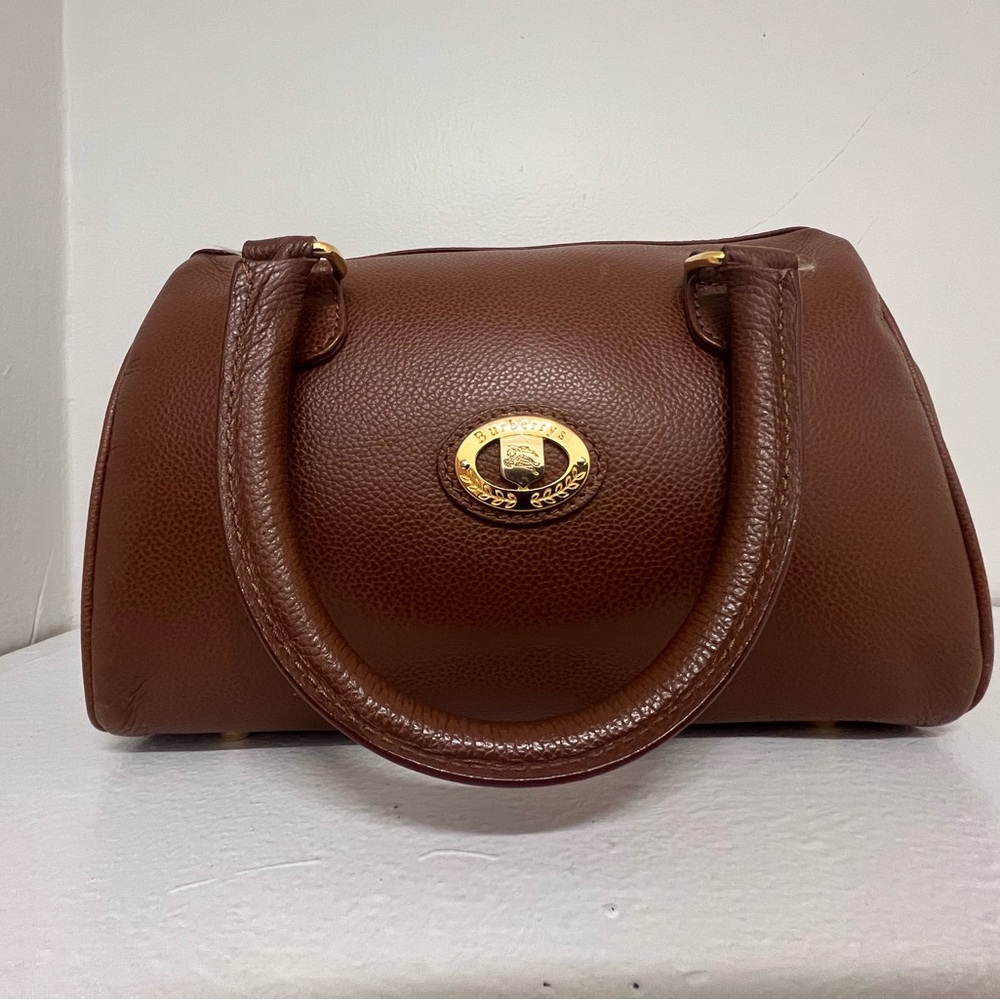 Burberrys Hand-Bag🏇🏽